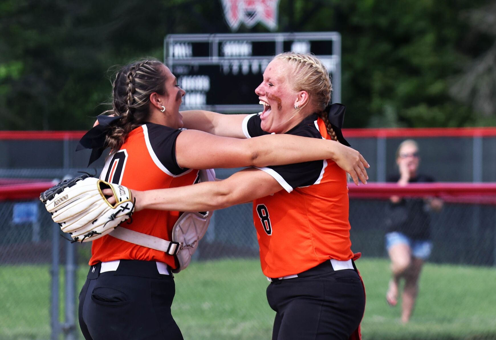 Class 3A Triad Regional: Waterloo 6, Triad 5